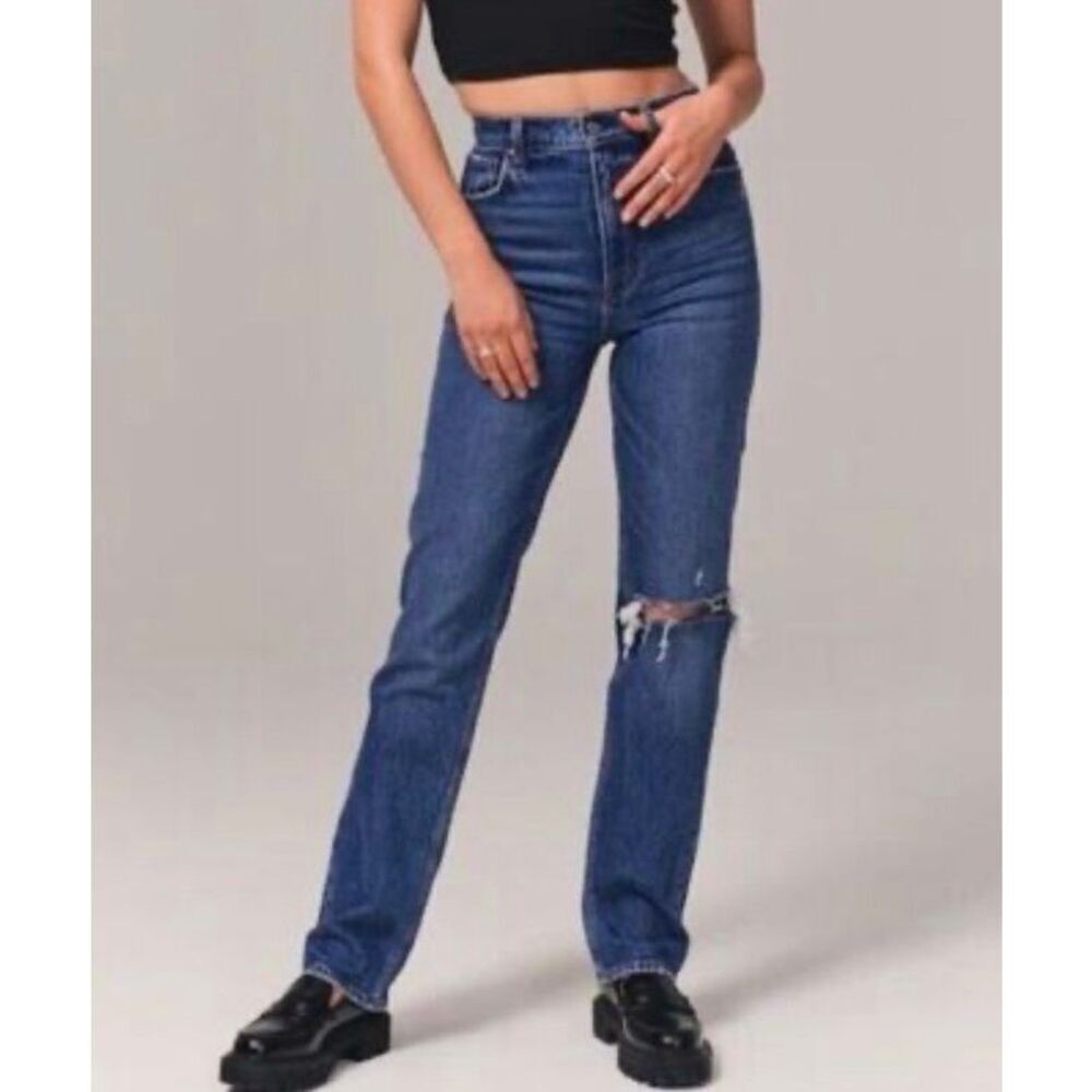 Abercrombie & Fitch 90’s ultra high rise straight distressed knee jeans 29